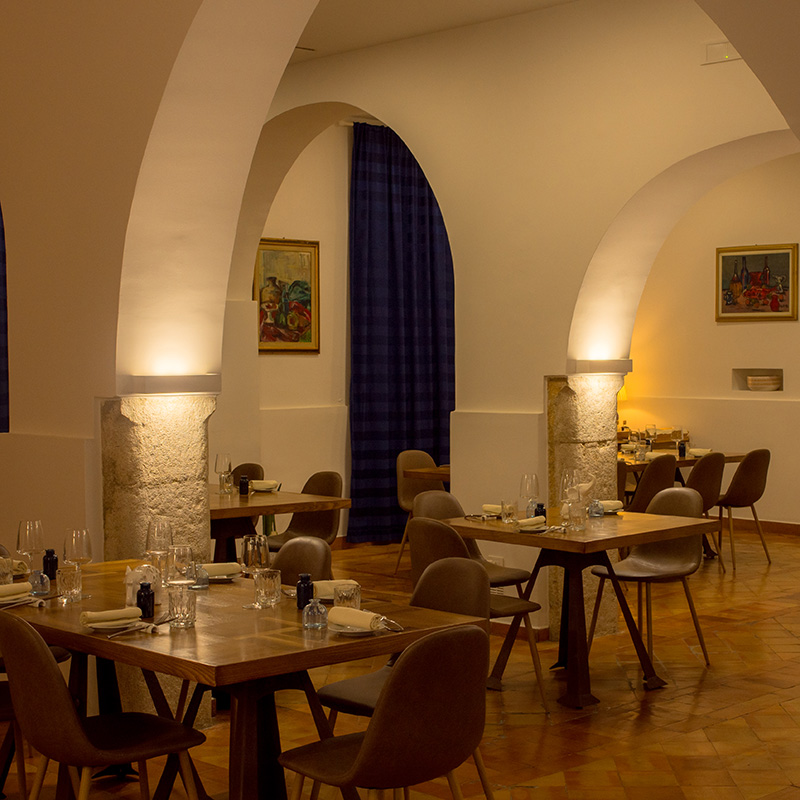 Agape Ristorante interni luce soffusa